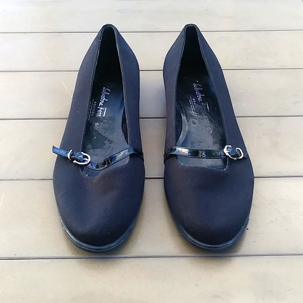 Salvatore Ferragamo Flats - Picture 2 of 12